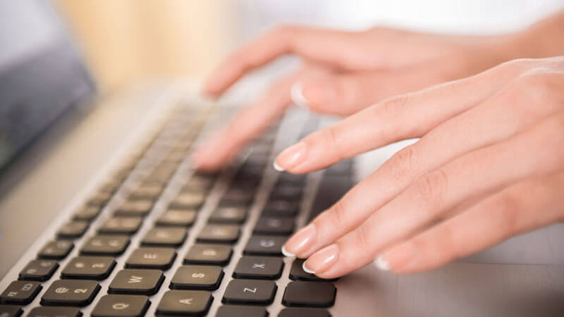 Zakelijke teksten laten schrijven